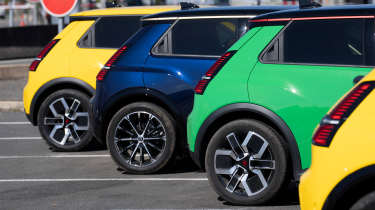 Long-term test Renault 5 E-Tech - colourful rear ends